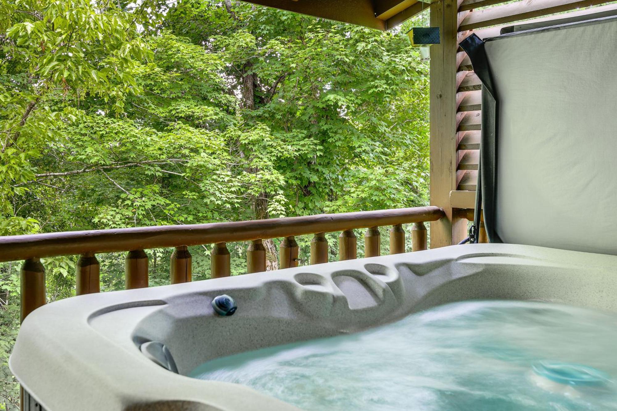 Pigeon Forge Cabin Premier Location And Hot Tub 외부 사진