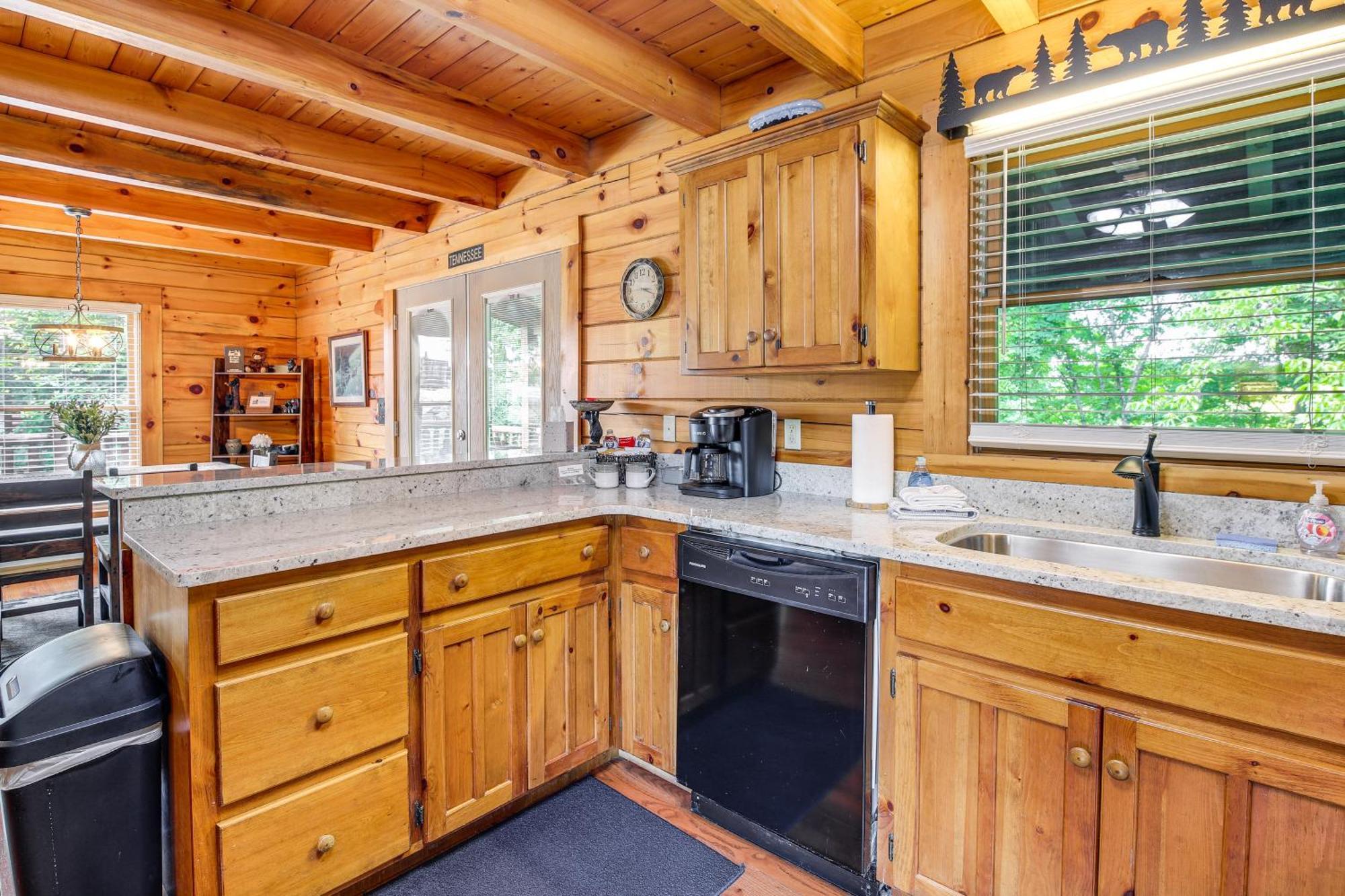 Pigeon Forge Cabin Premier Location And Hot Tub 외부 사진